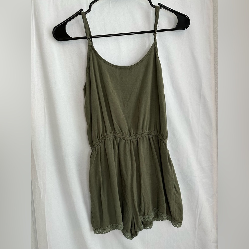 Forever 21 Romper - Picture 2 of 3